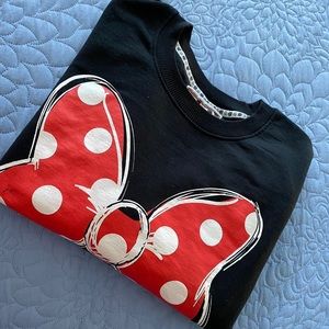 Minnie Mouse sweater